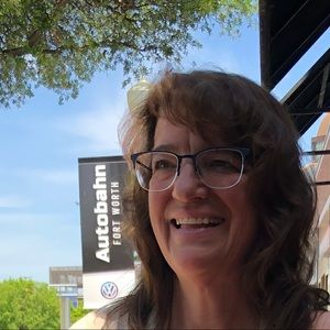 Meet your Posher, Darlene